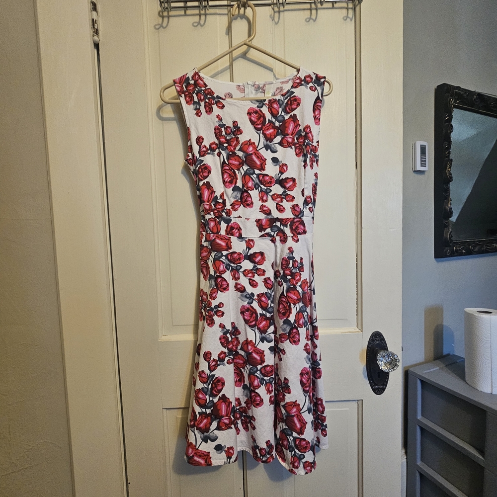 Voodoo Vixen Pink and White Floral Midi Dress